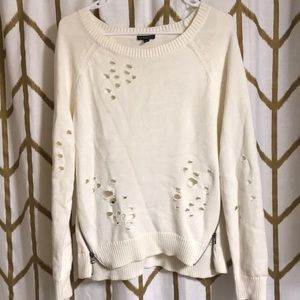 IVORY EXPRESS SWEATER